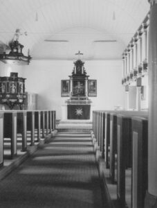 Kirche, Blick zum Altar, Foto: Ernst Witt, Hannover, Juli 1961