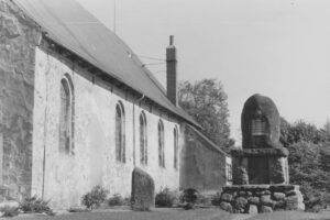 Denkmal für die im Ersten Weltkrieg getöteten Soldaten aus dem Kirchspiel Lamstedt, 1930