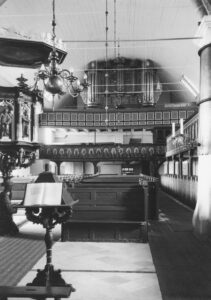 Kirche, Blick zur Orgel, Foto: Ernst Witt, Hannover, 1959