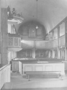 Kirche, Blick zur Orgel, nach 1900