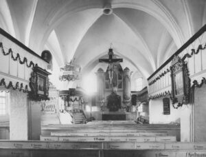 Kirche, Blick zum Altar und zur Orgel, vor 1958