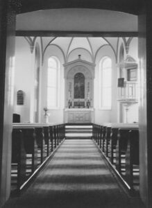 Kirche, Blick zum Altar, Foto: Ernst Witt, Hannover, September 1951