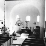 Kirche, Blick zum Altar (von der Orgelempore aus), Foto: Ernst Witt, Hannover, vor 1970