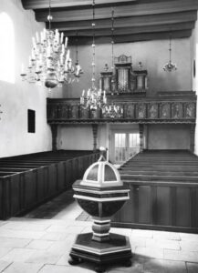 Kirche, Blick zur Orgel, Foto: Ernst Witt, Hannover, vor 1970