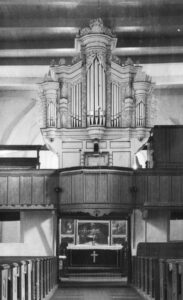 Kirche, Blick zum Altar und zur Orgel, vor 1965