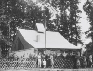 Kirche, Ansicht von Südwesten, bei der Einweihung der Kirche, 1951