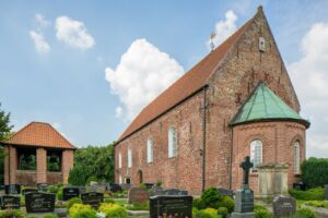 Westerende, Kirche, evangelisch-lutherisch, Außenansicht