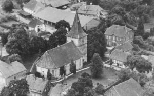 Großgoltern, Kirche, Luftbild