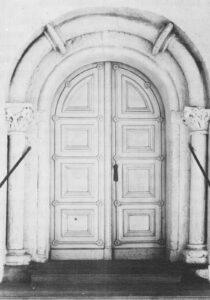 Wennigsen, Kirche, innen, Portal zum Nonnenchor, vor 1899