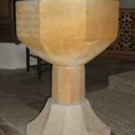 Kolborn, Kapelle, innen, Taufstein