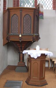 Lanze, Kirche, Innenraum, Kanzel, Taufe
