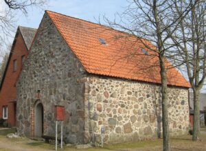 Lübbow, Kapelle, Außenansicht