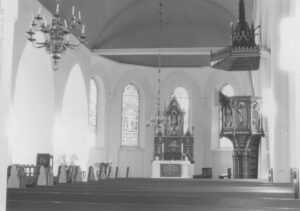 Lüchow, Kirche, Innenraum, Blick zum Altar