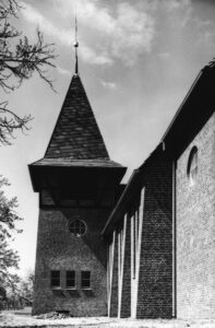 Meckelfeld, Kirche, Turm, Außenansicht