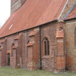 Plate, Kirche, Außenansicht