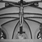 Plate, Kirche, Innenraum, Kreuzigungsgruppe