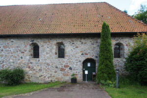 Undeloh, Kirche, Außenansicht, Nordseite, Bruchsteinmauerwerk