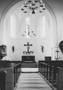 Handorf, St. Marien, Innenraum, Altar