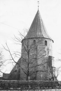 Salzhausen, Kirche, Außenansicht, Turm