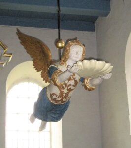 Schnackenburg, Kirche, Innenraum, Taufengel