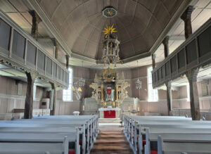 Altenau, Kirche, Innenraum, Blick zum Altar, 2025