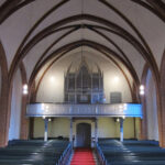 Schinna, Neue Kirche, Blick nach Westen, Empore, Orgel, 2015