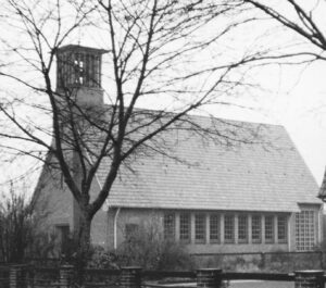 Hipstedt, ev.-luth. Kirche und Gemeindehaus, Außenansicht