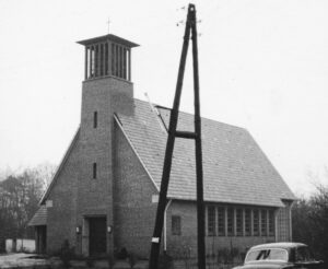 Hipstedt, ev.-luth. Kirche und Gemeindehaus, Außenansicht