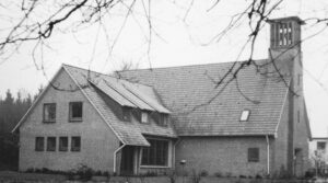 Hipstedt, ev.-luth. Kirche und Gemeindehaus, Außenansicht