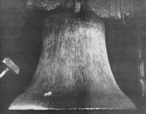 Misselwarden, Kirche, Glocke