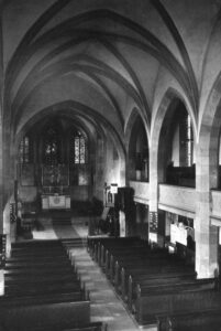 Göttingen St. Albani Innenraum Schiff Altarraum