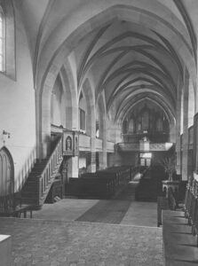 Göttingen St. Albani Innenraum Schiff Emporen Orgel
