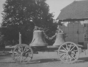 Geismar Göttingen Kirche St Martini außen Glocken 1917