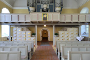 Grasdorf Laatzen St. Marien Innenraum Kolumbarium